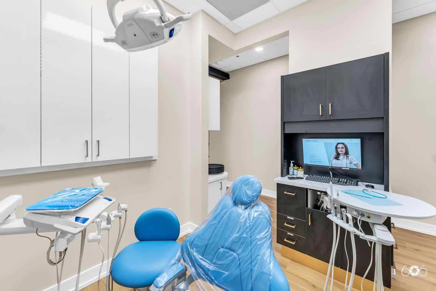 operation room - Omnia Dental in Buffalo Grove, IL